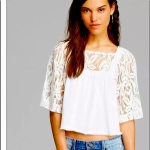 White cream lace detail cropped shirt